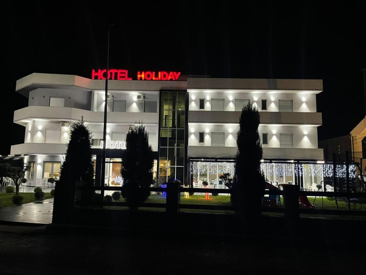 Koplik Hotel Holiday מראה חיצוני תמונה