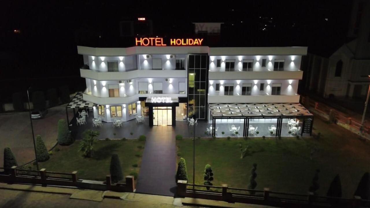 Koplik Hotel Holiday מראה חיצוני תמונה